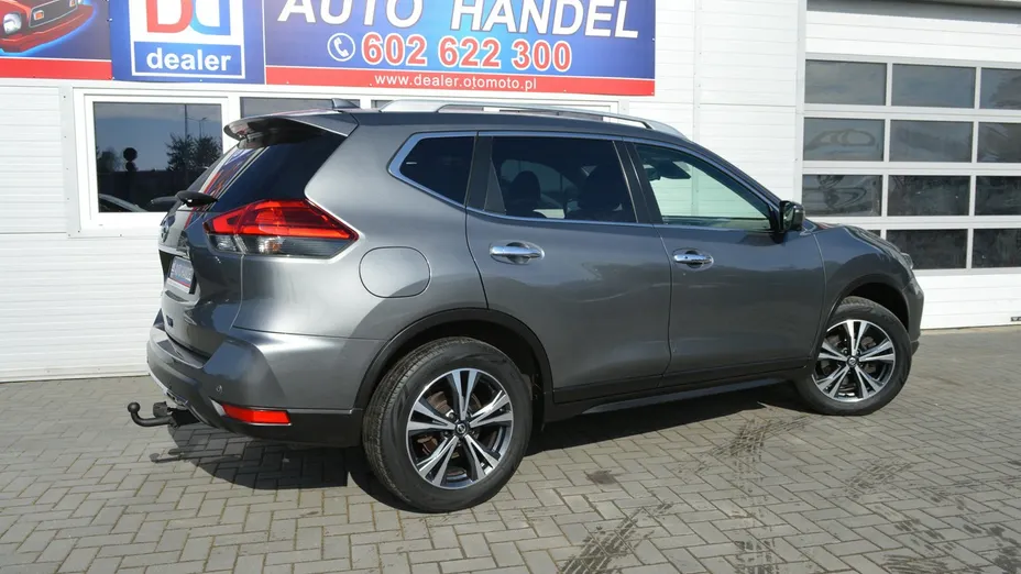 NISSAN X-Trail -