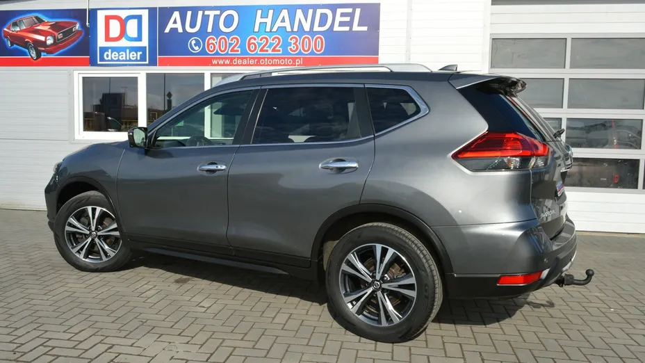 NISSAN X-Trail -