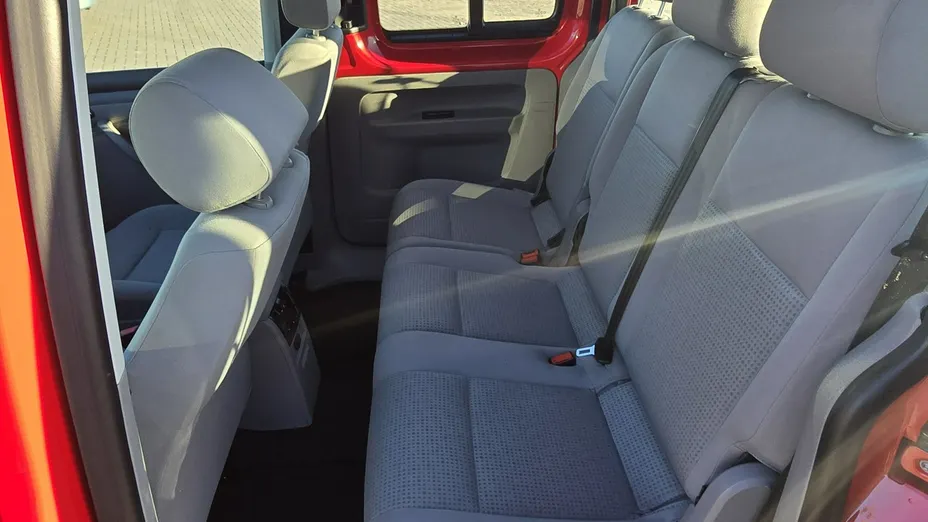 VOLKSWAGEN Caddy -