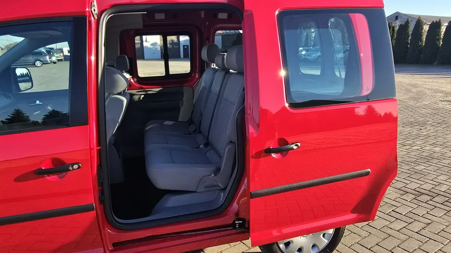 VOLKSWAGEN Caddy -