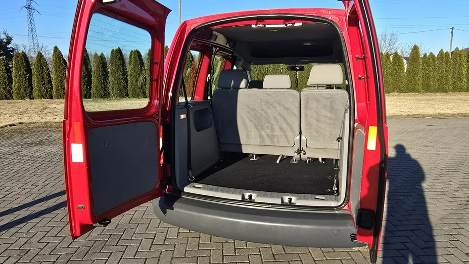 VOLKSWAGEN Caddy -