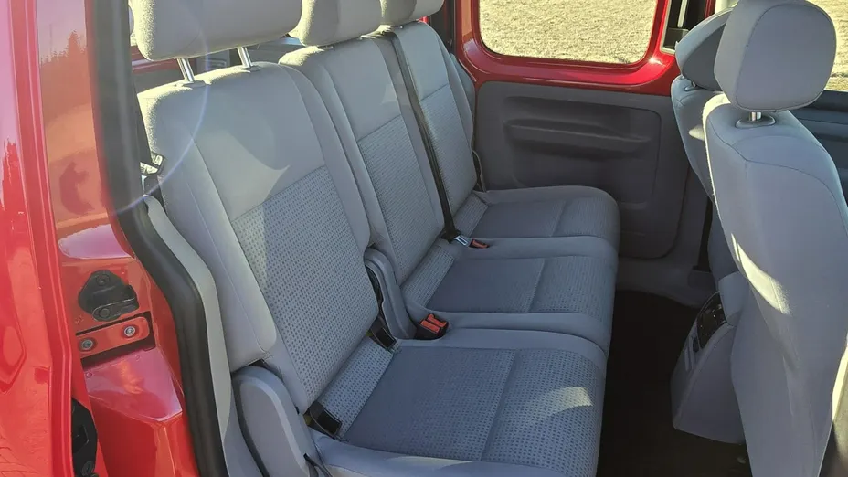 VOLKSWAGEN Caddy -