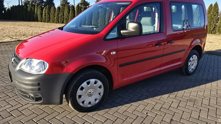 VOLKSWAGEN Caddy -