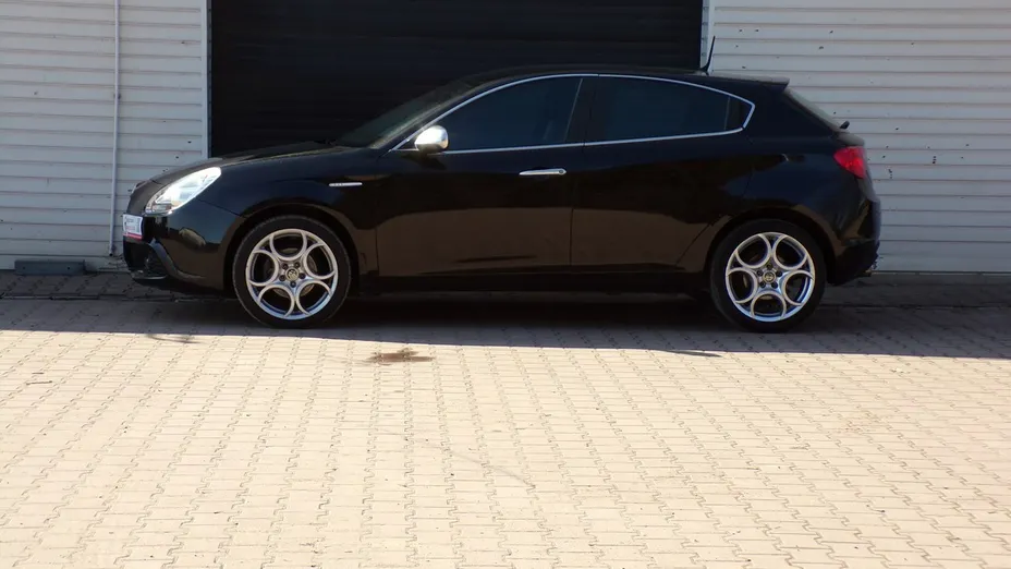 ALFA ROMEO Giulietta -