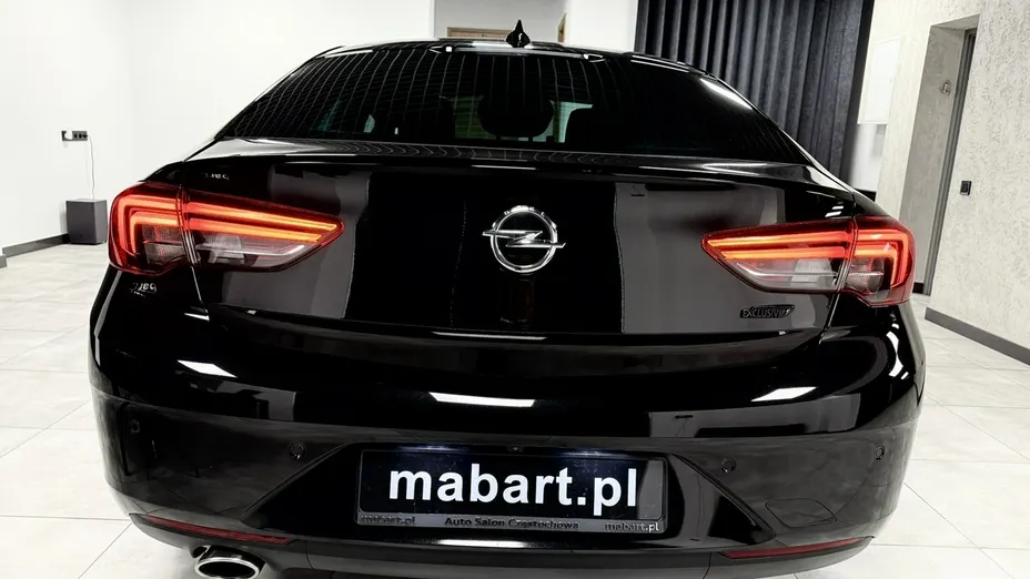 OPEL Insignia -