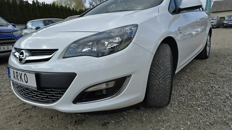 OPEL Astra -