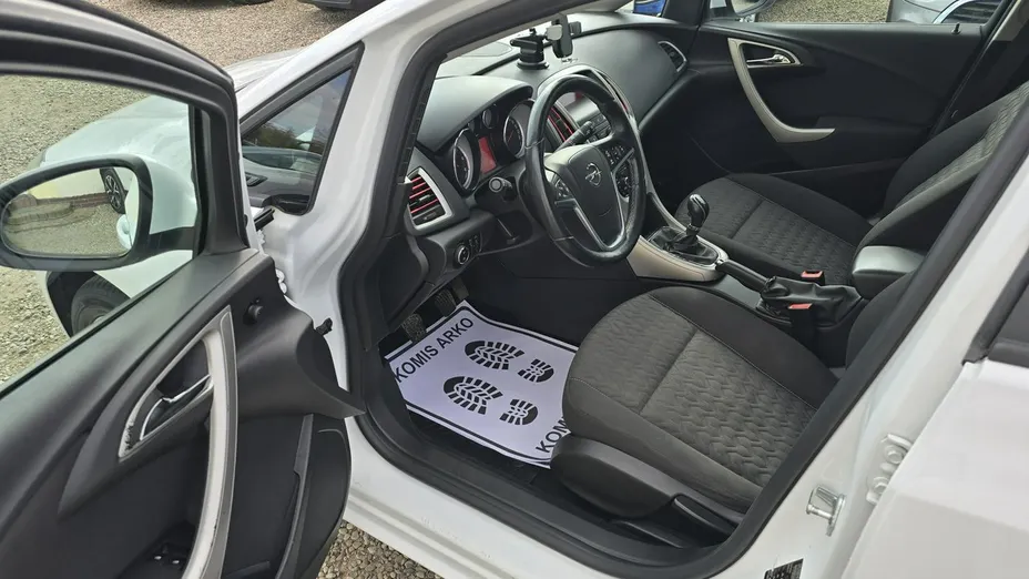 OPEL Astra -