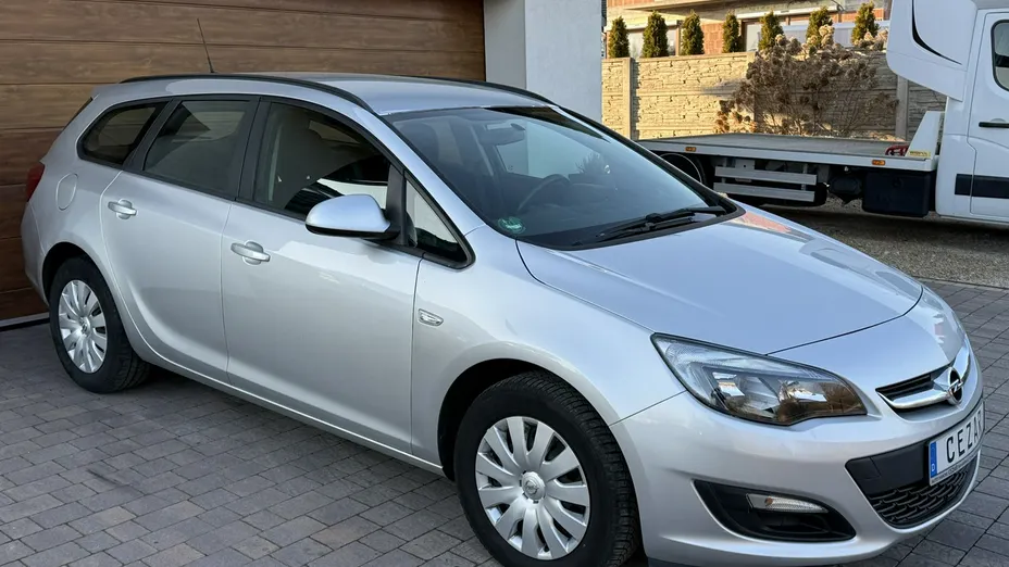 OPEL Astra -
