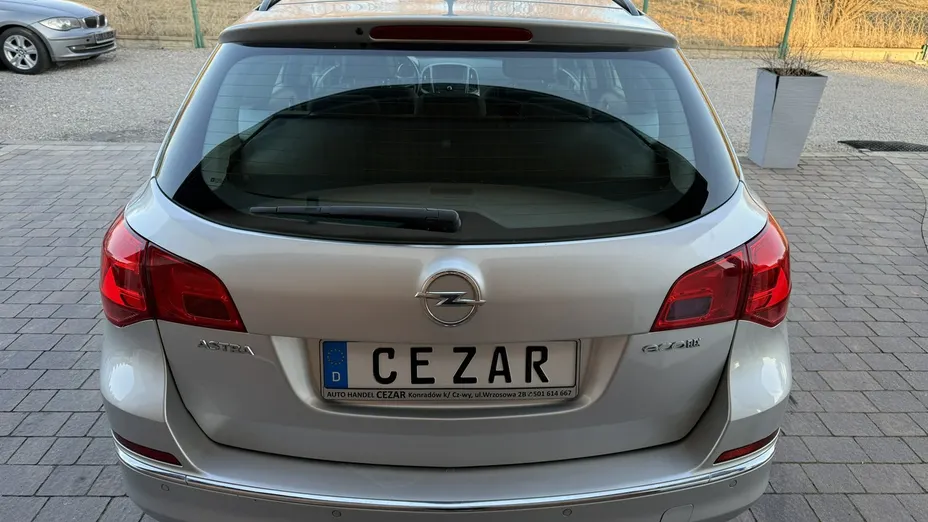 OPEL Astra -