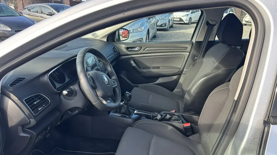RENAULT Megane -