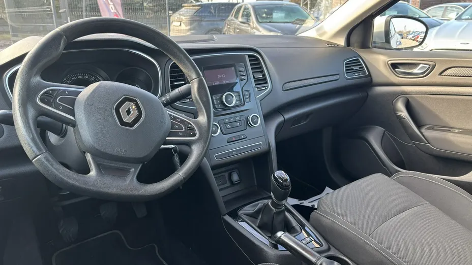 RENAULT Megane -