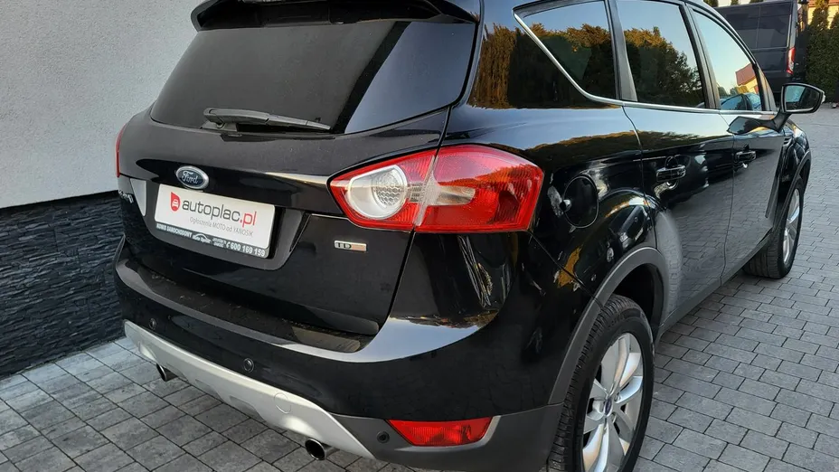FORD Kuga -