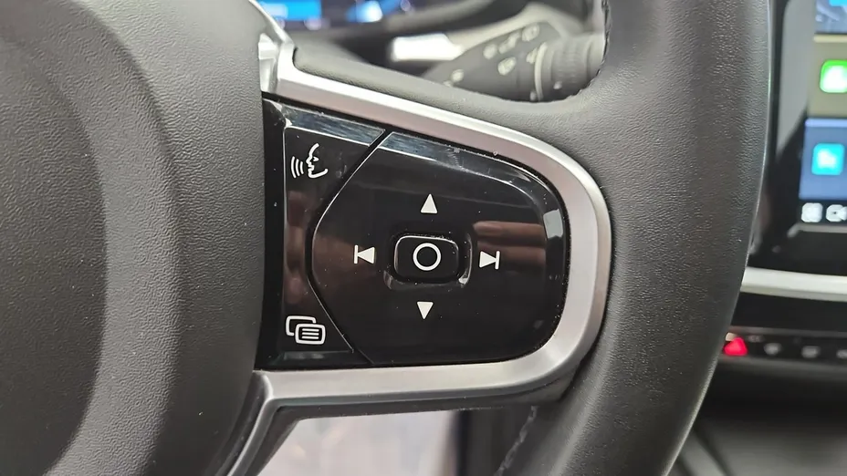 VOLVO V60 -