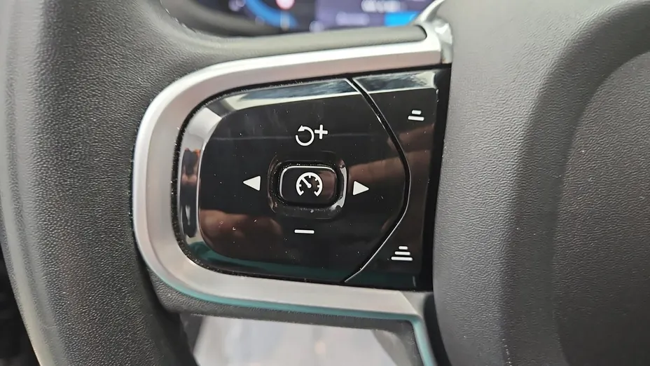 VOLVO V60 -