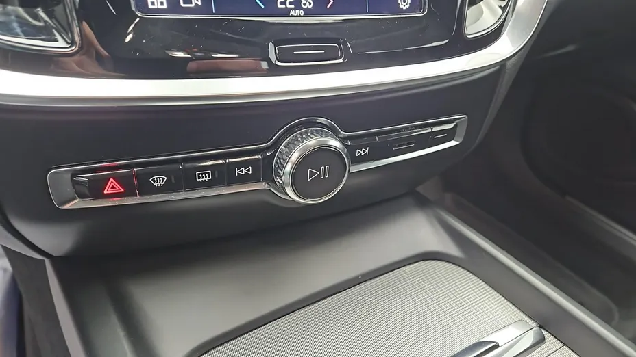 VOLVO V60 -