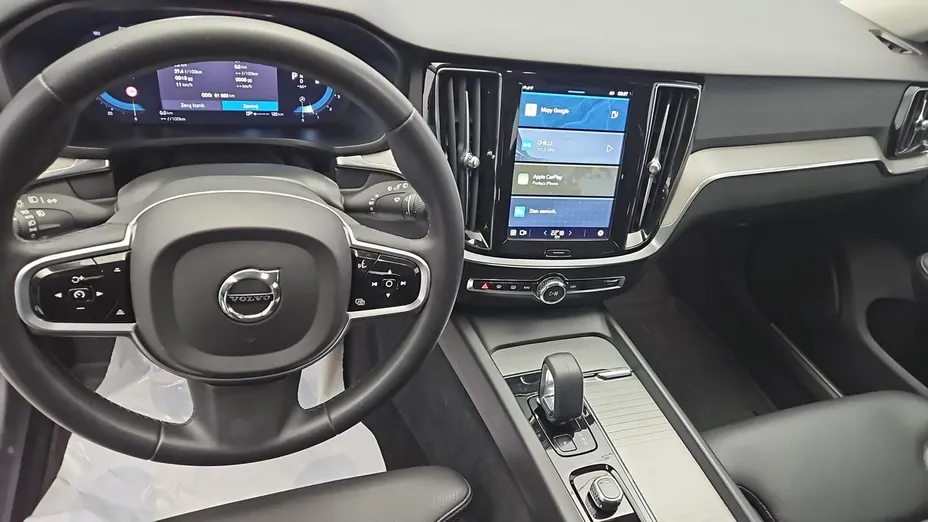 VOLVO V60 -
