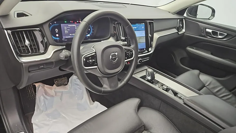 VOLVO V60 -