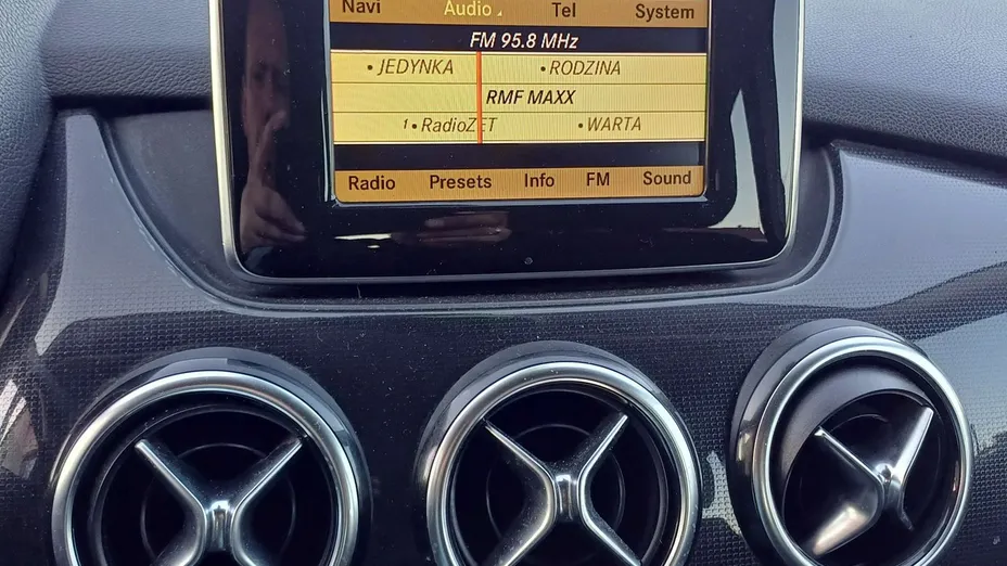 MERCEDES-BENZ B Klasa -