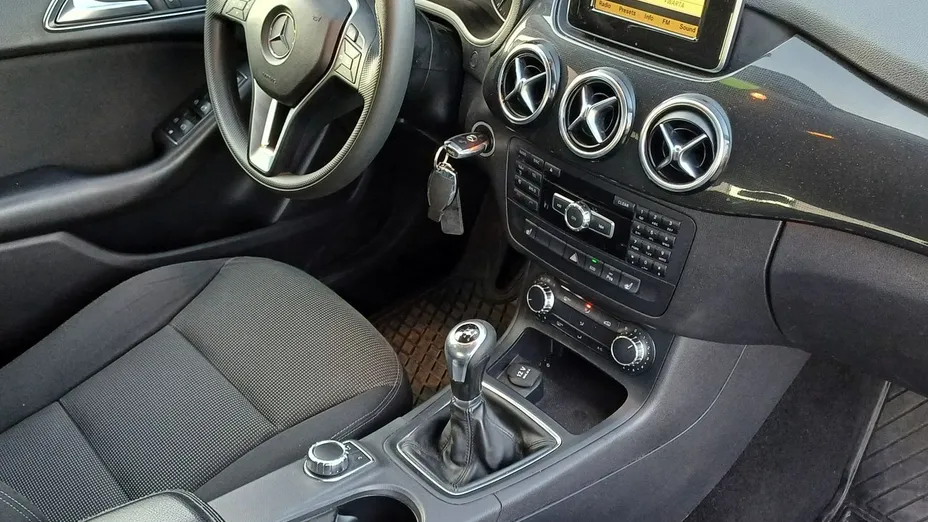 MERCEDES-BENZ B Klasa -