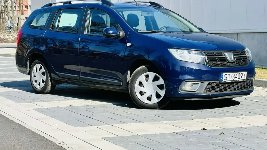 DACIA Logan -