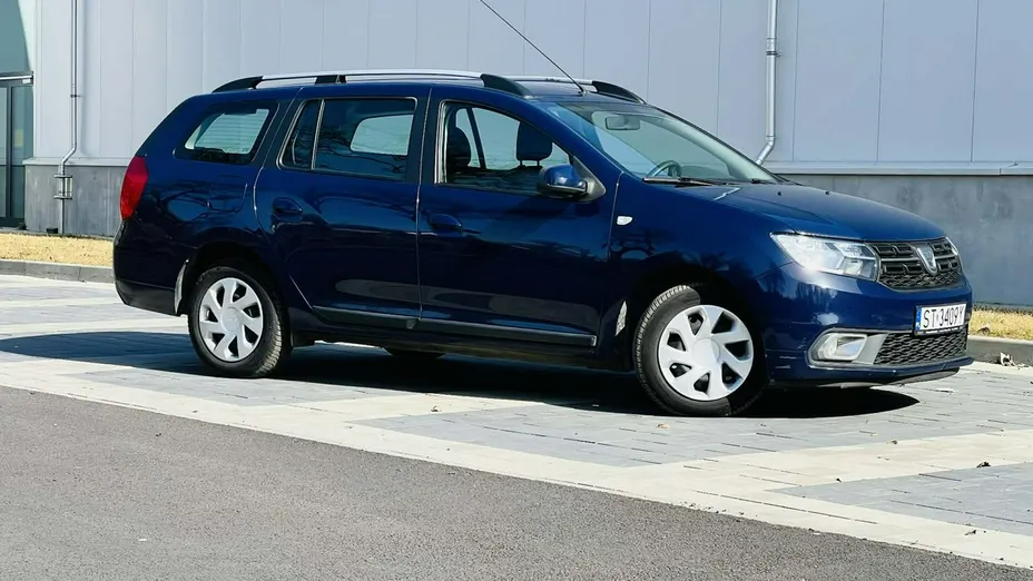 DACIA Logan -
