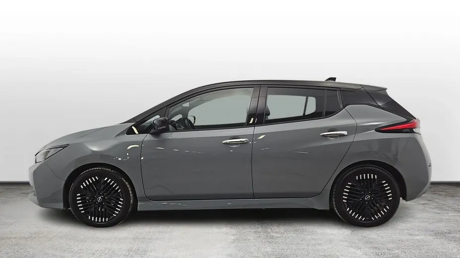 NISSAN Leaf -