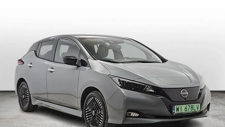 NISSAN Leaf -