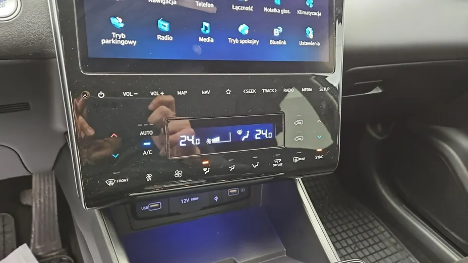 HYUNDAI Tucson -