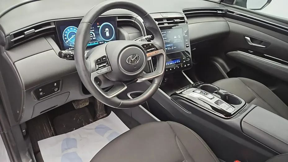 HYUNDAI Tucson -