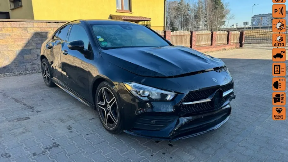 MERCEDES-BENZ CLA -