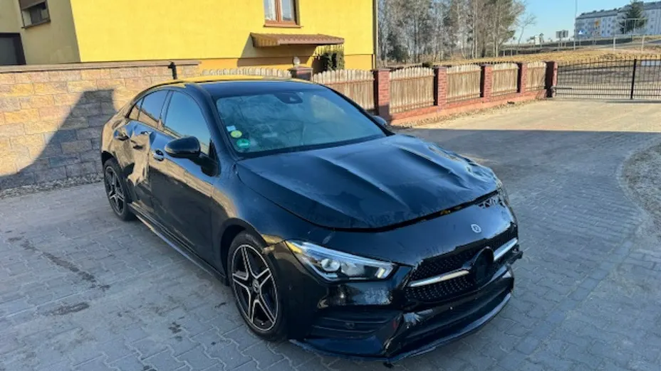 MERCEDES-BENZ CLA -