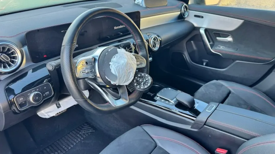 MERCEDES-BENZ CLA -