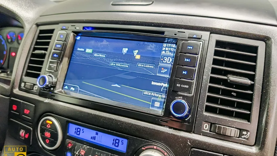 VOLKSWAGEN Multivan -