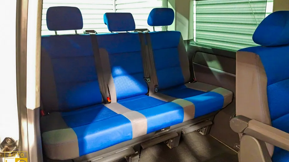 VOLKSWAGEN Multivan -
