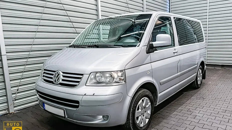 VOLKSWAGEN Multivan -