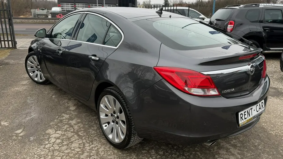 OPEL Insignia -