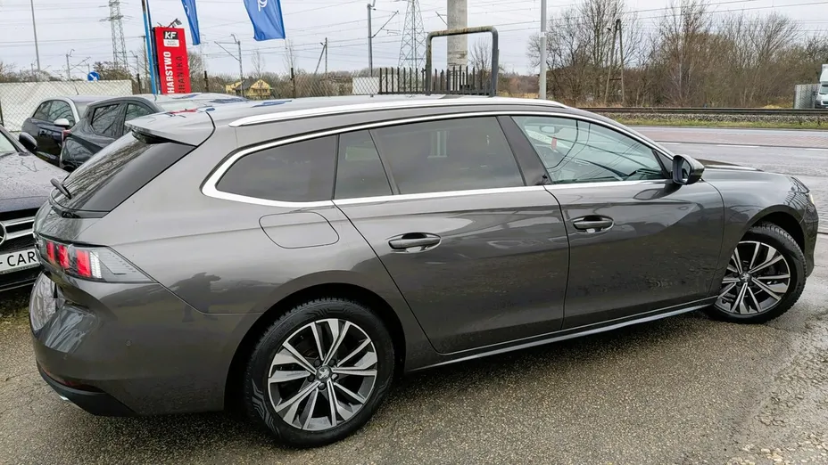 PEUGEOT 508 -
