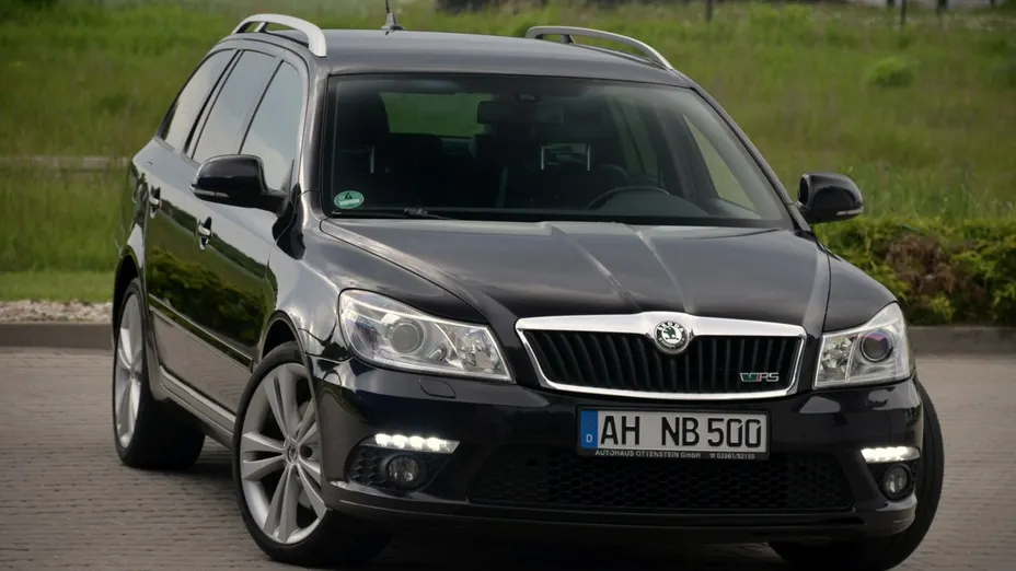 SKODA Octavia -