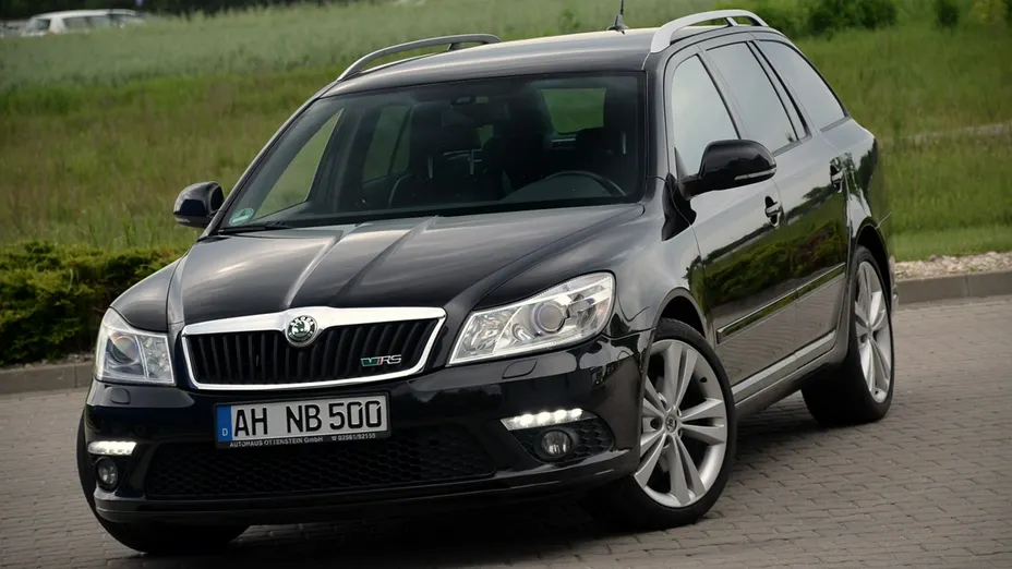SKODA Octavia -