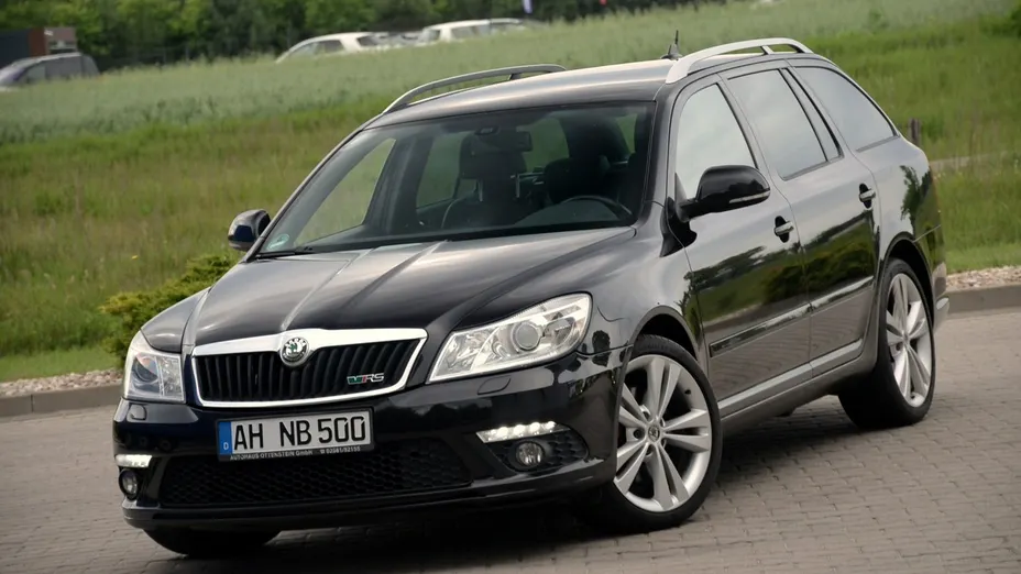 SKODA Octavia -