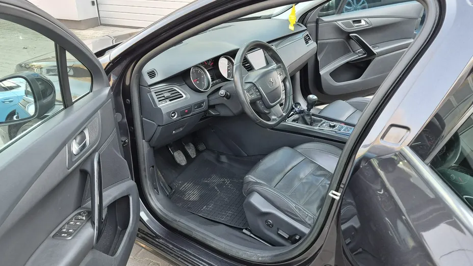 PEUGEOT 508 -