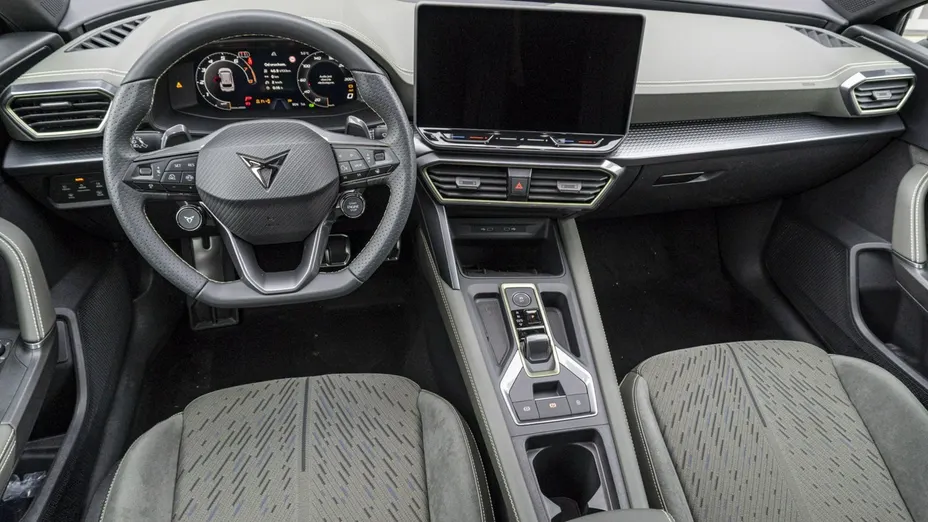 CUPRA Leon Sportstourer -