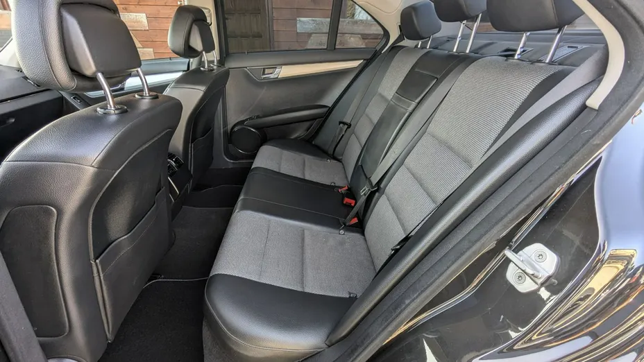 MERCEDES-BENZ C Klasa -