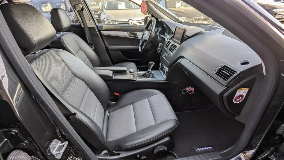 MERCEDES-BENZ C Klasa -