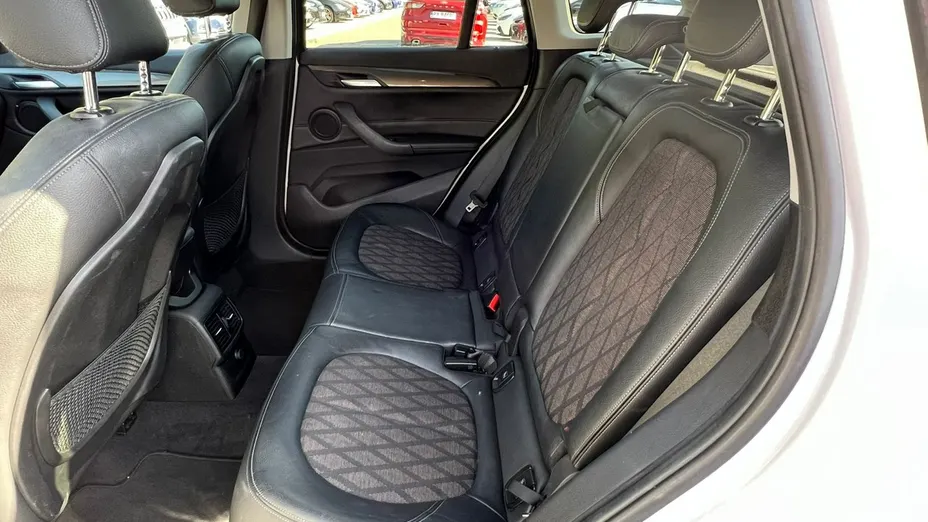 BMW X1 -