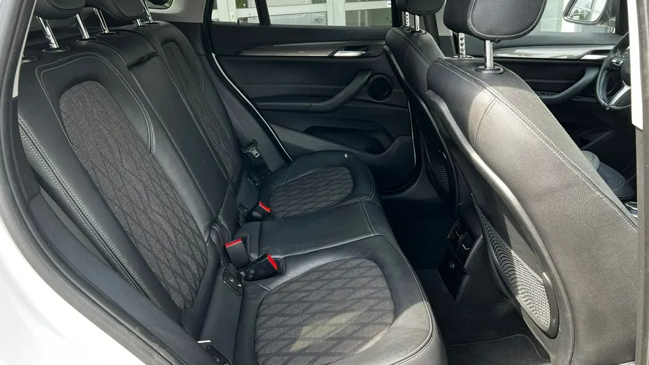 BMW X1 -