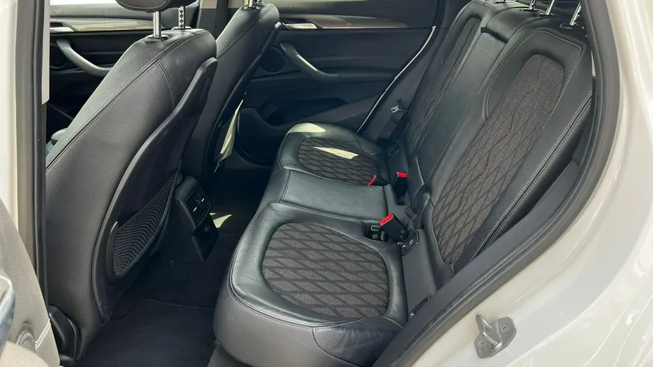 BMW X1 -