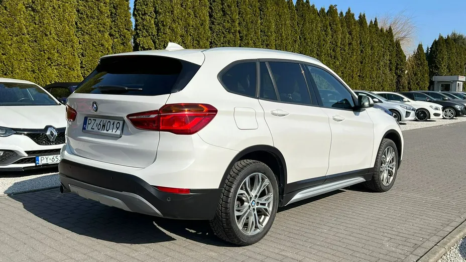 BMW X1 -
