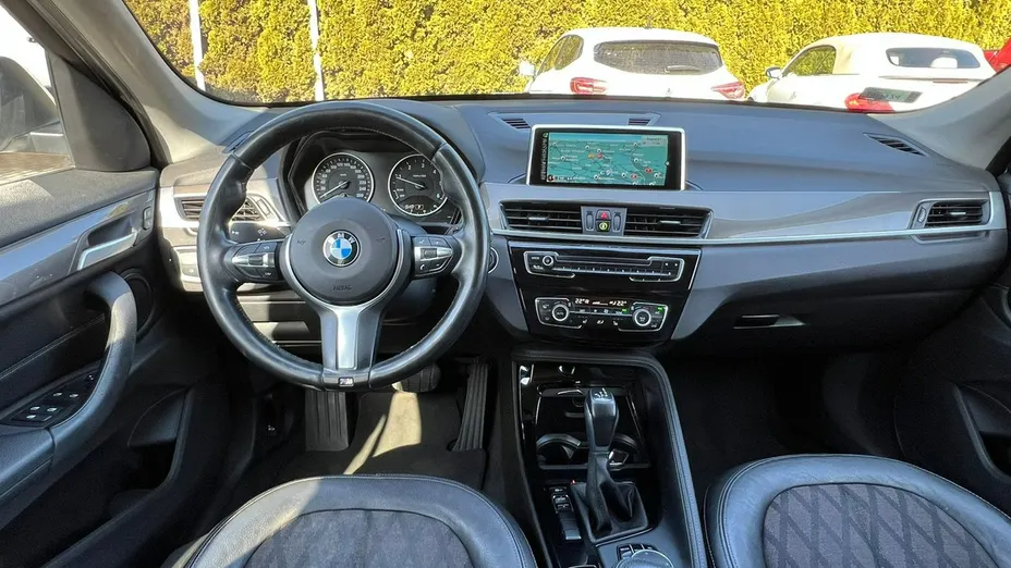 BMW X1 -