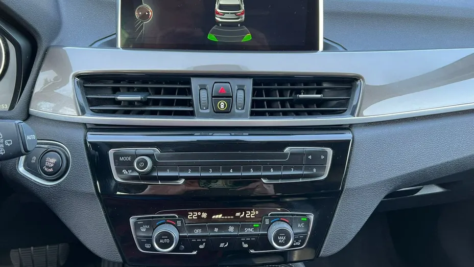 BMW X1 -